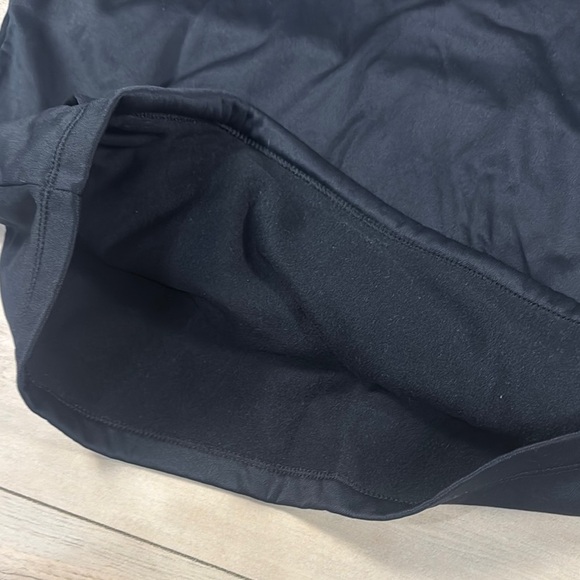 Nike Youth Girls Therma Fit Black Hoodie Pink Logo - Picture 6 of 13